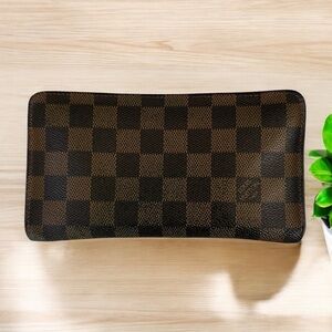 Authentic Louis Vuitton Damier Ebene Vintage Zippy Leather Wallet